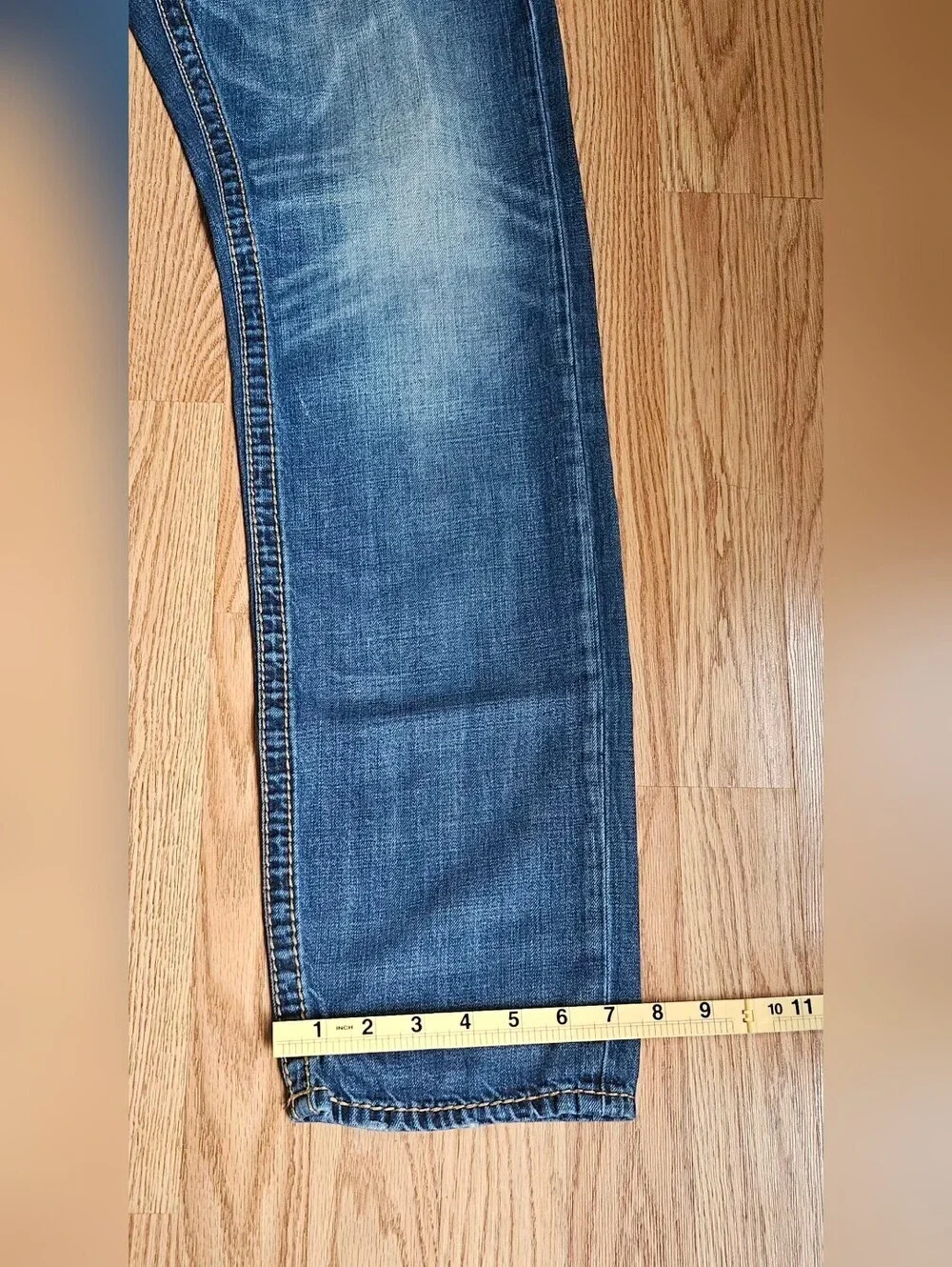 True Religion ​true religion